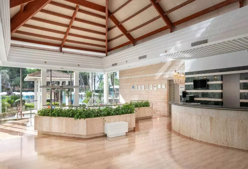 Green Garden Aparthotel