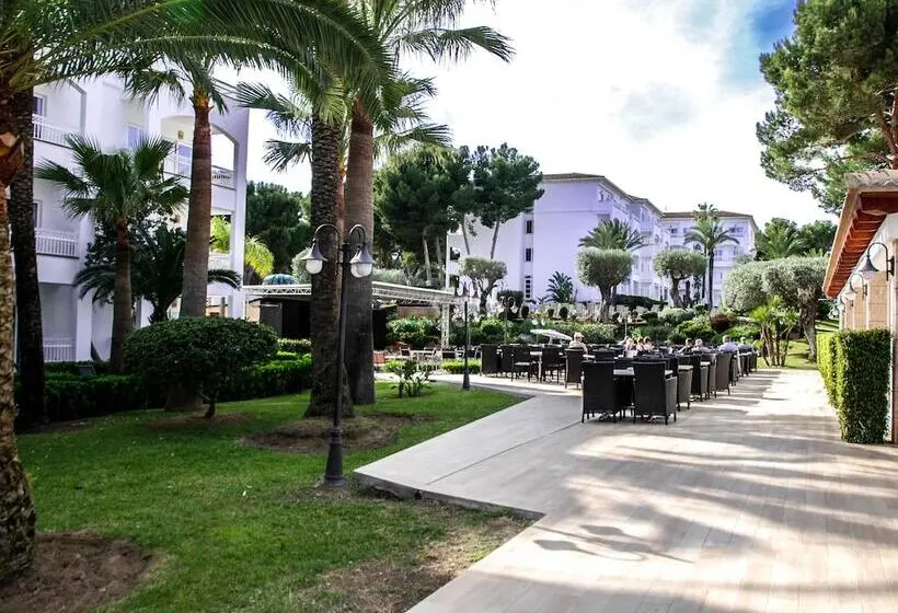 Green Garden Aparthotel