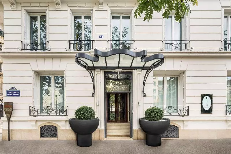 ホテル Best Western Plus La Demeure