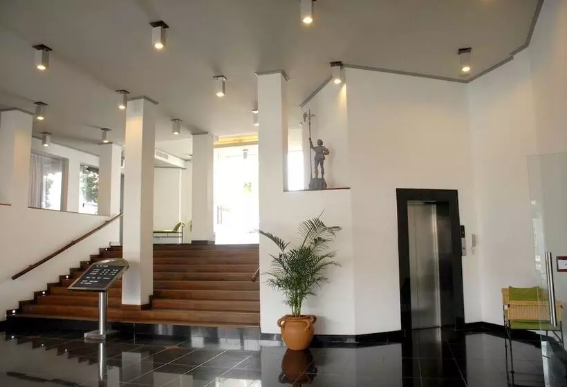 ホテル Camelot Beach