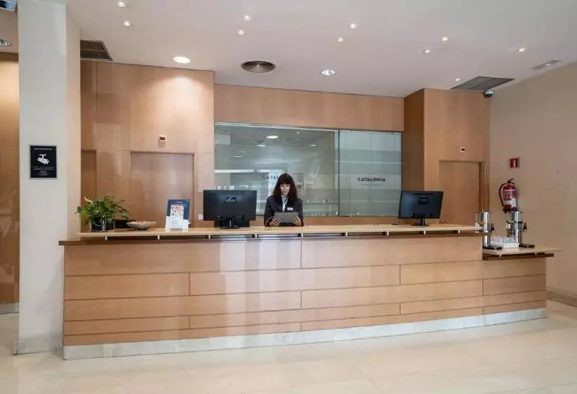 هتل Catalonia La Maquinista