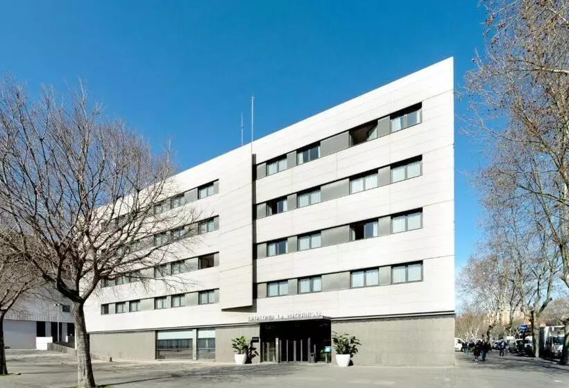 هتل Catalonia La Maquinista