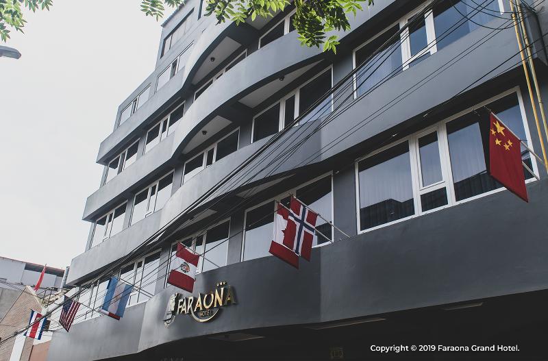 호텔 Faraona Grand