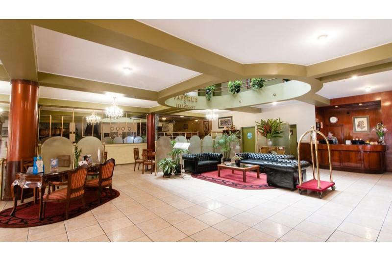 호텔 Faraona Grand