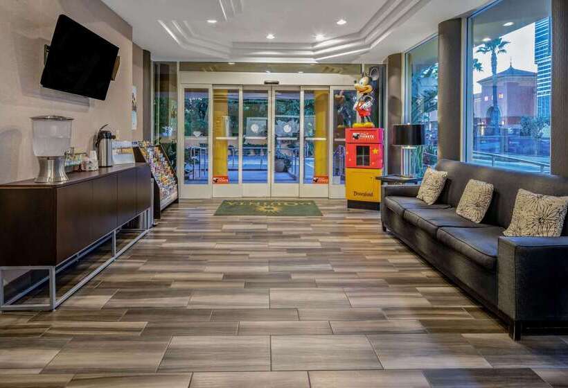 فندق La Quinta By Wyndham Anaheim