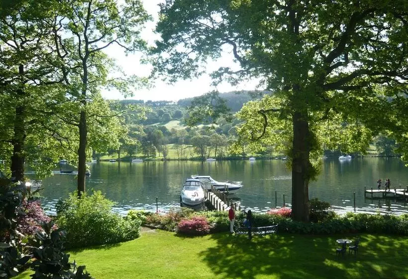 Lakeside Hotel And Spa