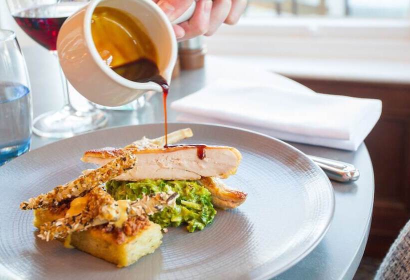 Lakeside Hotel And Spa