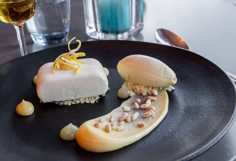 Lakeside Hotel And Spa