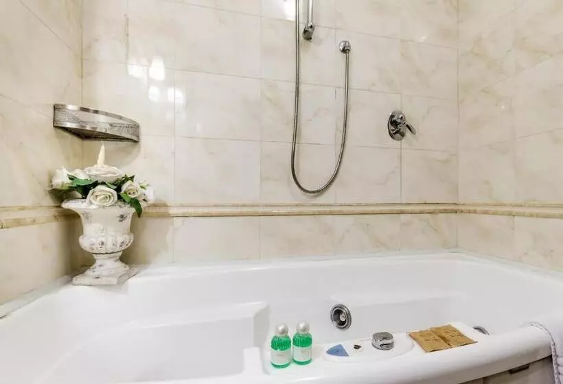 ホテル Luxury Rooms H 2000 Roma