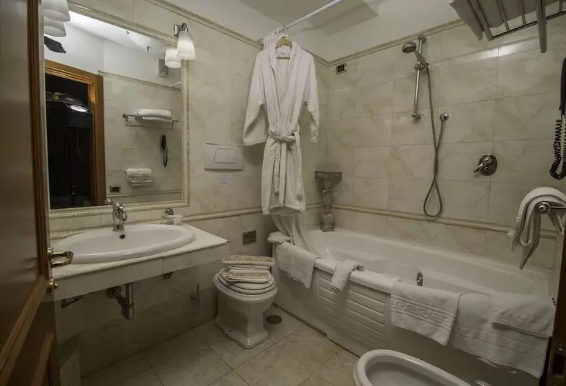 ホテル Luxury Rooms H 2000 Roma