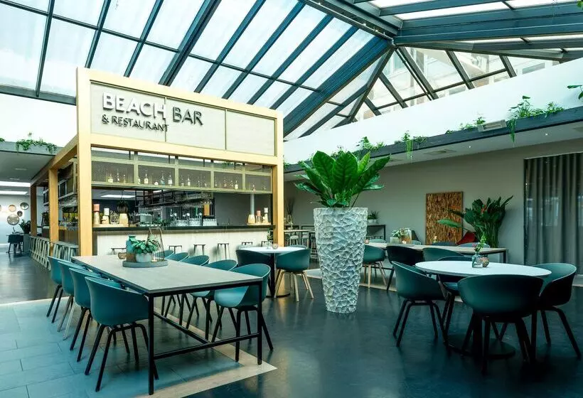 Отель NH Noordwijk Conference Centre Leeuwenhorst