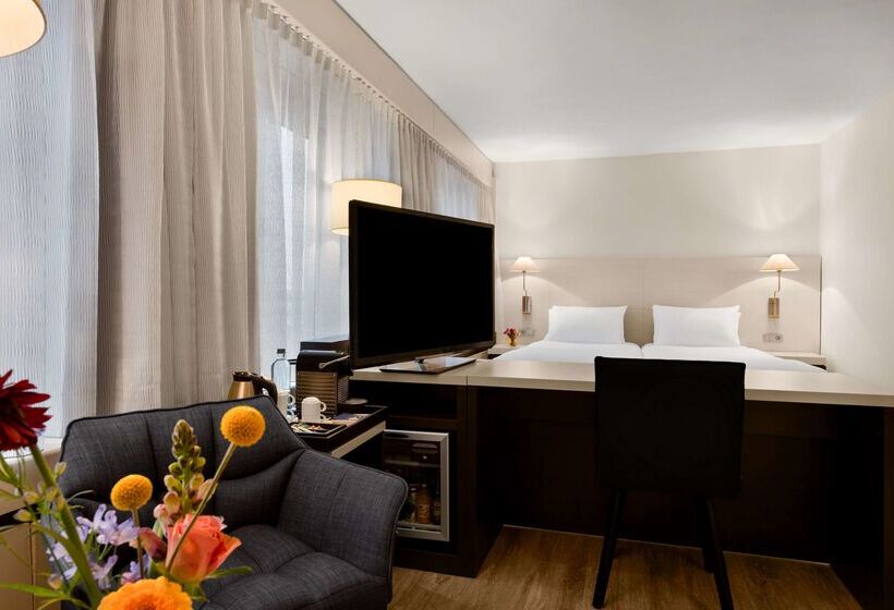 בית מלון כפרי NH Noordwijk Conference Centre Leeuwenhorst