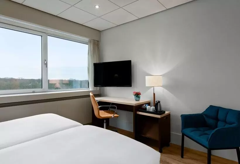 Отель NH Noordwijk Conference Centre Leeuwenhorst