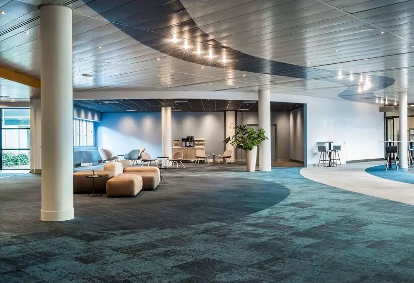 Отель NH Noordwijk Conference Centre Leeuwenhorst