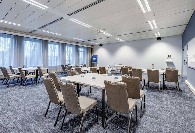 בית מלון כפרי NH Noordwijk Conference Centre Leeuwenhorst