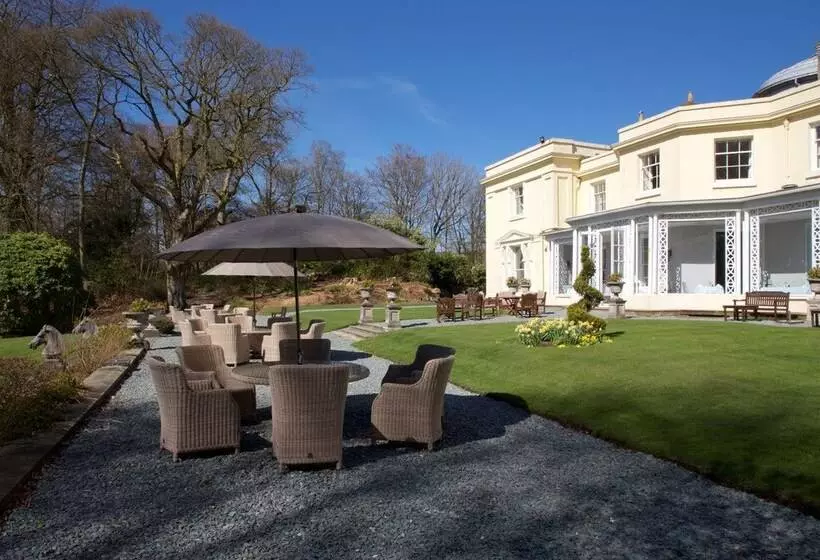 בית מלון כפרי Storrs Hall