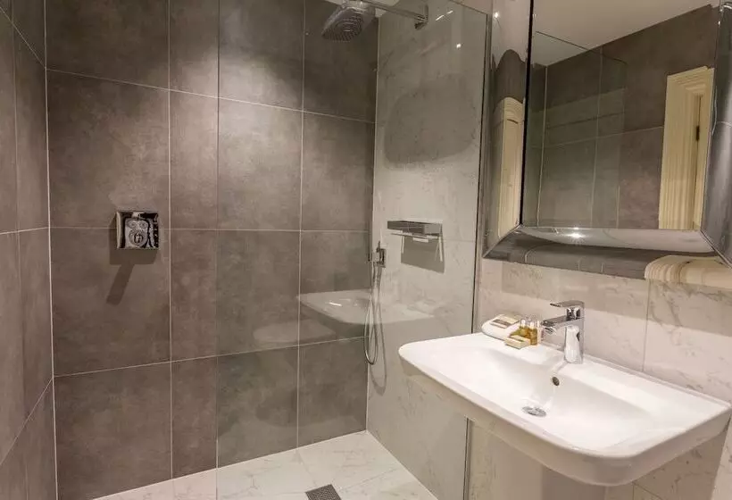 בית מלון כפרי Storrs Hall