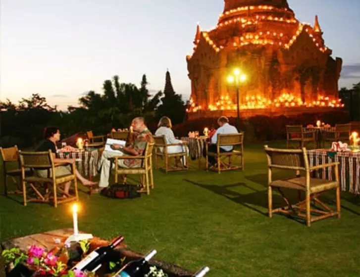 هتل Thazin Garden