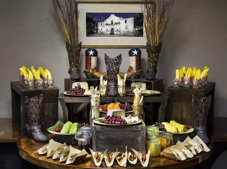 Hotel The Whitehall Houston