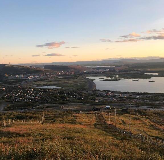 בית מלון כפרי E 10