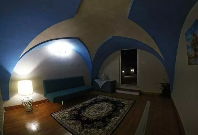 Aamiaismajoitus (B&B) A Casa Tu Zi Melu