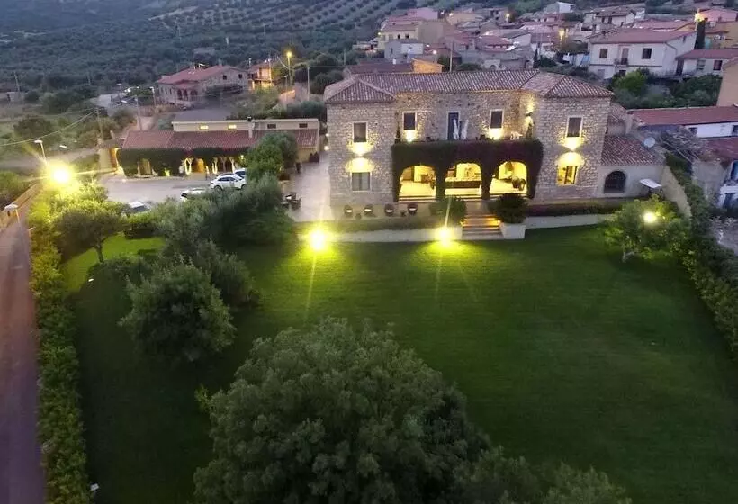 ベッドアンドブレックファースト Borgo Antico Xix Sec