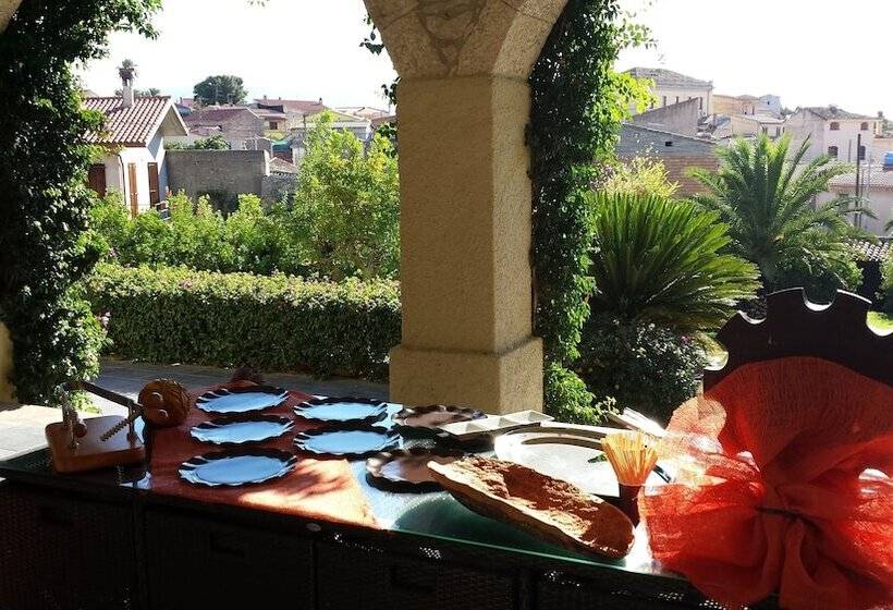 住宿加早餐  Borgo Antico Xix Sec