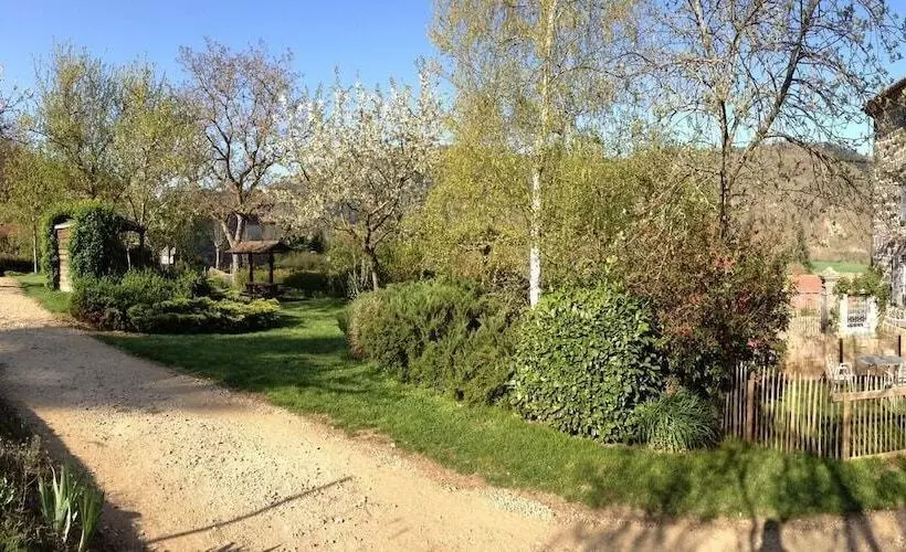 Aamiaismajoitus (B&B) Les Jardins D Anna