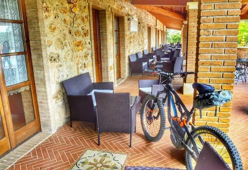 レジデンス Il Carpignone