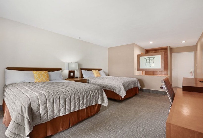 בית מלון כפרי Ramada By Wyndham Holtville Golf Resort/el Centro