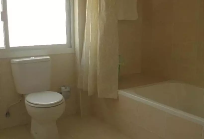 Hamasa Plaza Hotel And Apartments