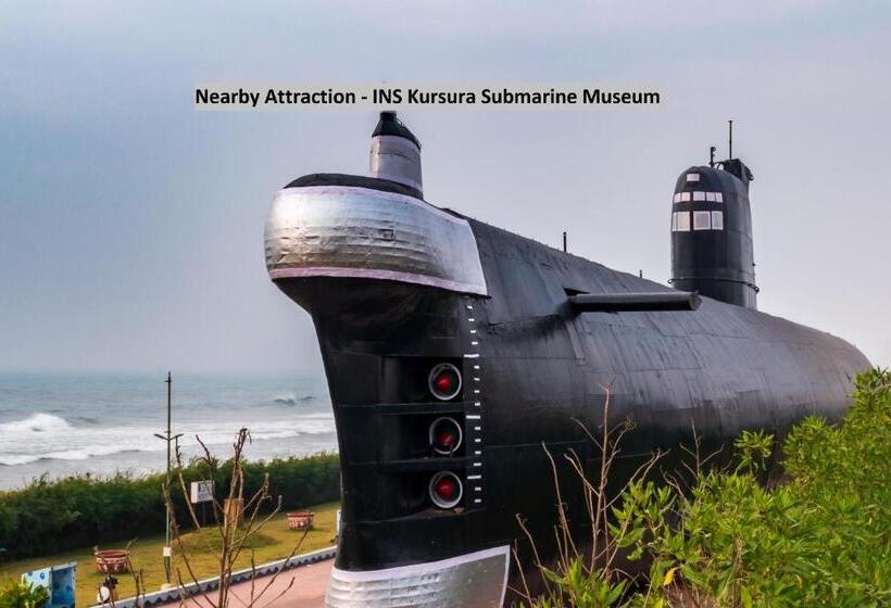 בית מלון כפרי Oyo 10811 Sri Sairam Residency