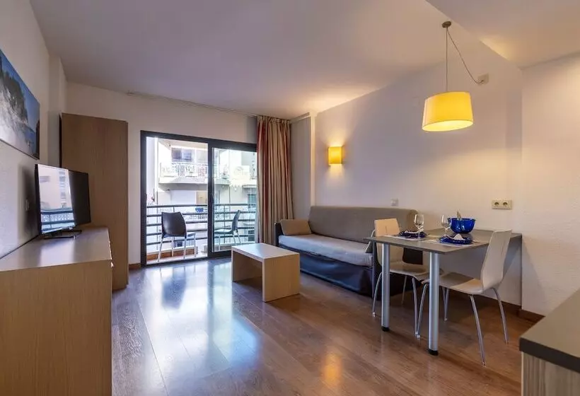Almirall Apartaments