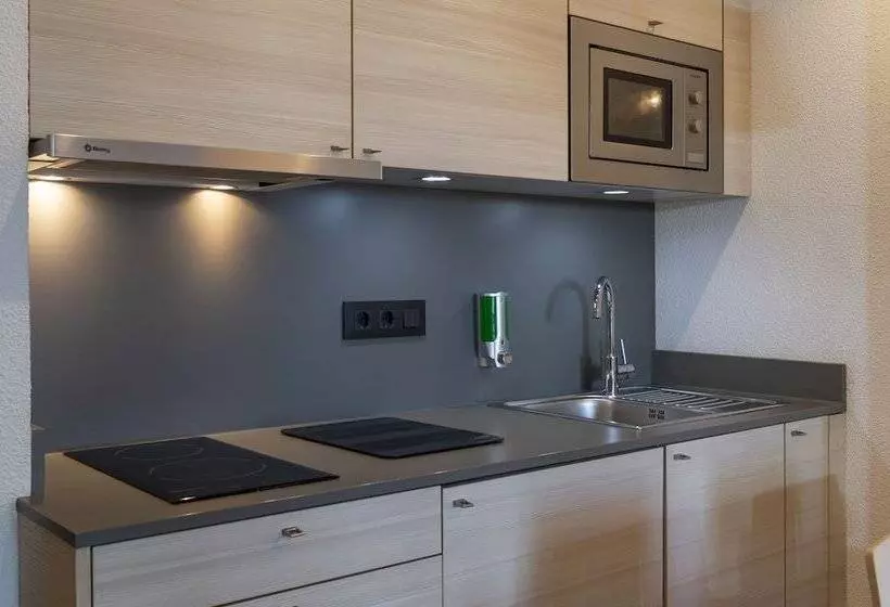 Almirall Apartaments