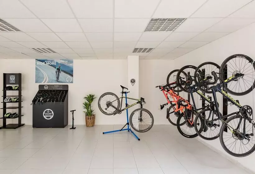 Tropic Garden Hotel Apartments