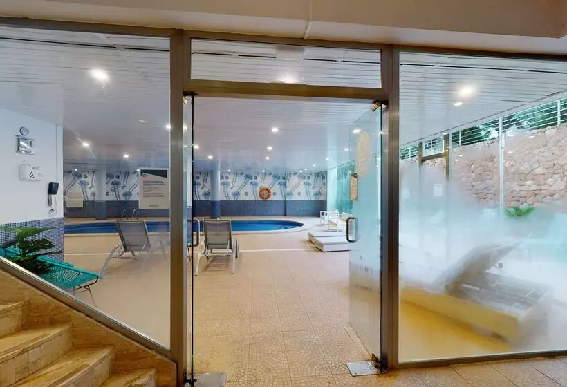 Tropic Garden Hotel Apartments