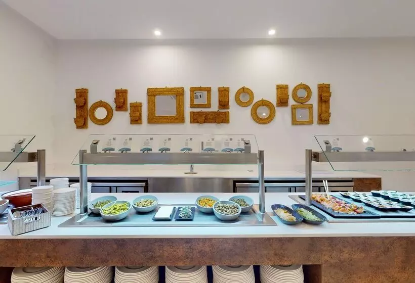 Tropic Garden Hotel Apartments