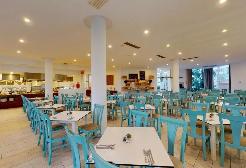 Tropic Garden Hotel Apartments