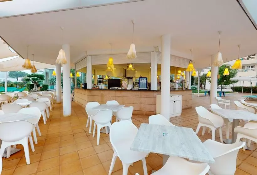 Tropic Garden Hotel Apartments