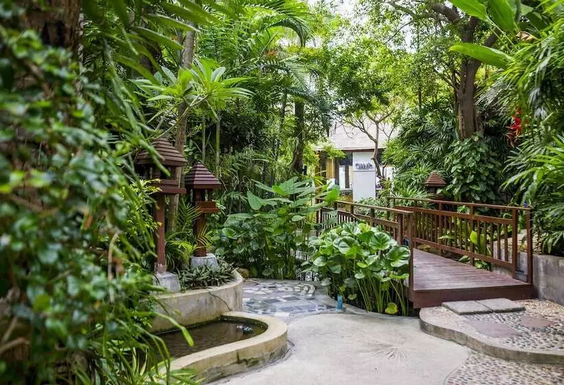 Baan Haad Ngam Boutique Resort