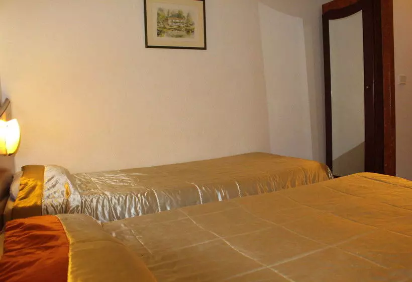 Отель Euro Paris Nord