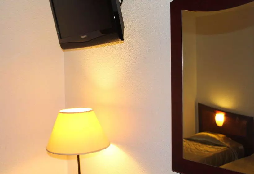 Отель Euro Paris Nord