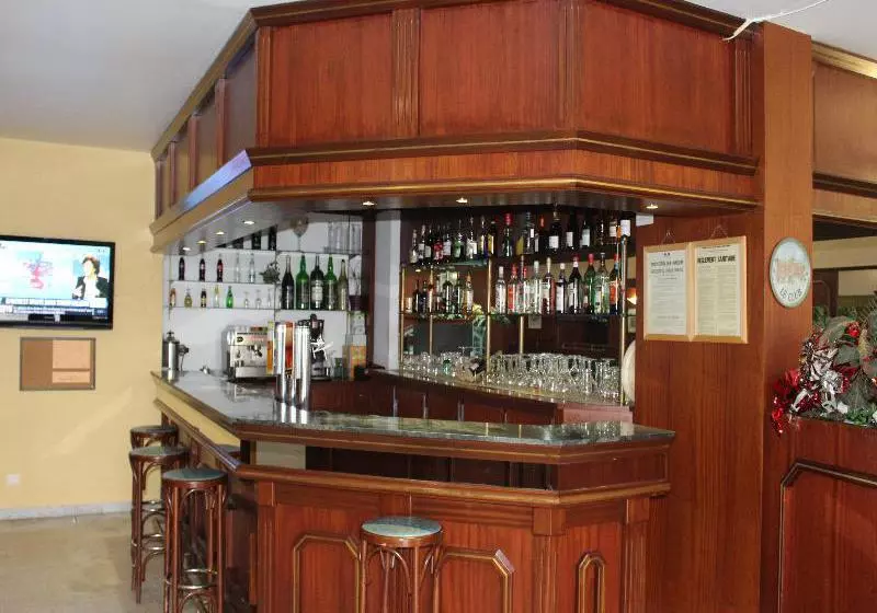 Отель Euro Paris Nord