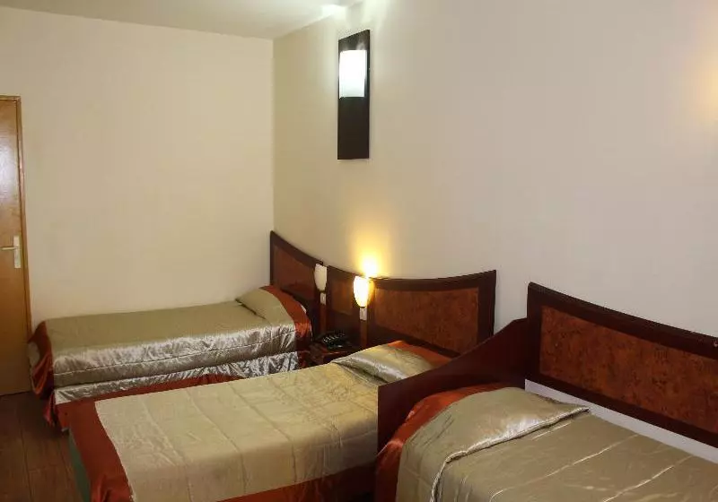 Отель Euro Paris Nord