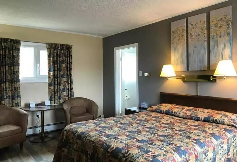 酒店 Coastal Inn Kingfisher