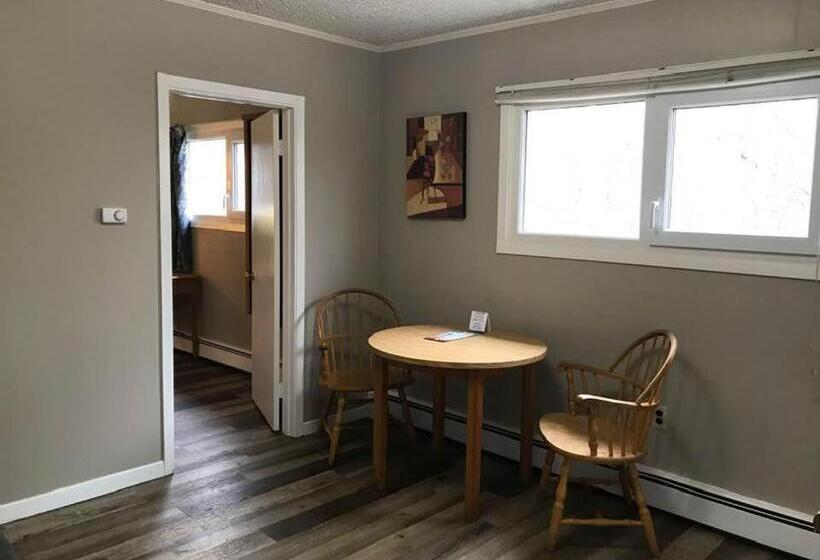 Szálloda Coastal Inn Kingfisher