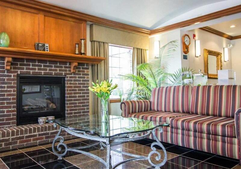 בית מלון כפרי Comfort Inn & Suites Gillette Near Campbell Medical Center