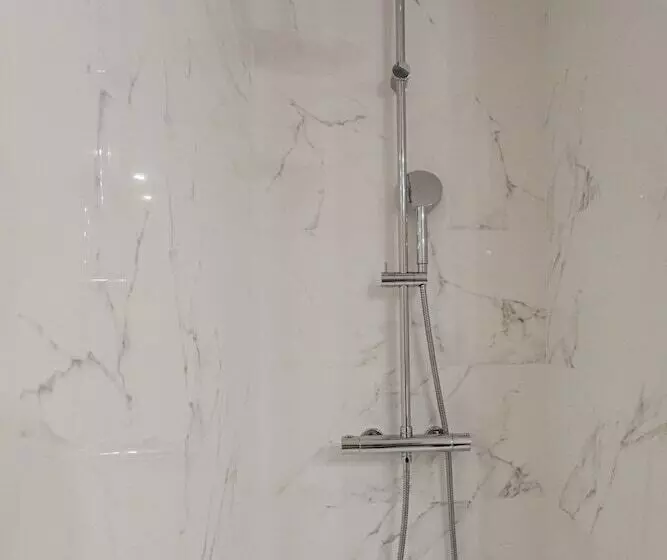 Отель Hq La Galeria