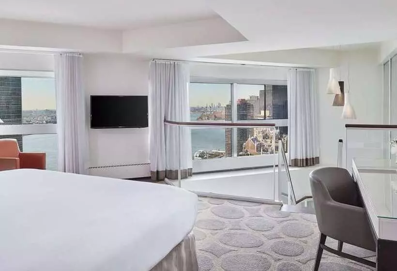 هتل Millennium Hilton New York One Un Plaza