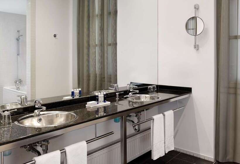 酒店 Park Plaza Budapest